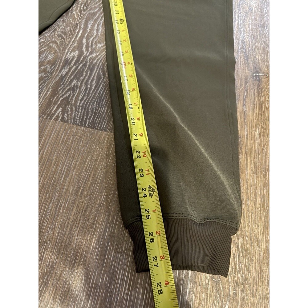 NWOT Lululemon On the Fly Jogger woven in Green Size 10 Dark Olive? - Picture 3 of 11